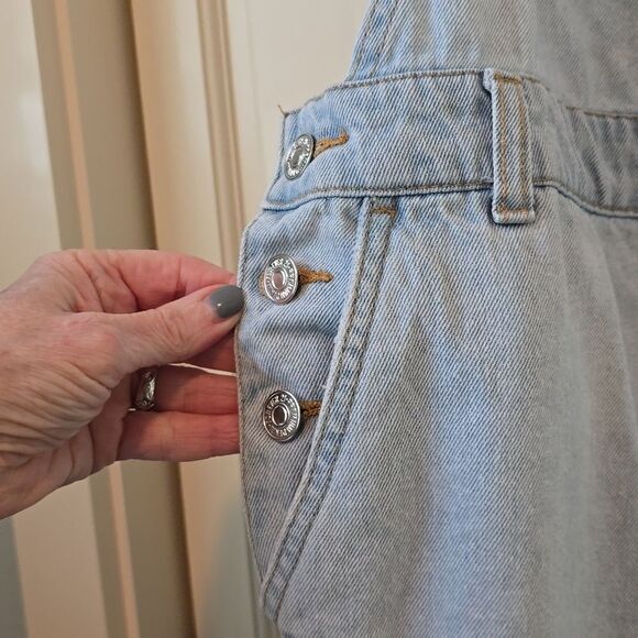 Forever 21 Blue Distressed Denim Overalls, Size 28. NWOT! - Picture 5 of 7